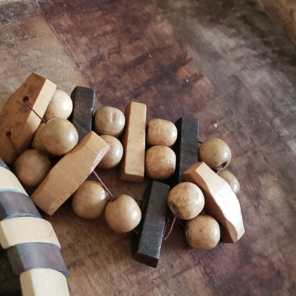 Jewelry- wooden bracelet - Picture 3 of 4
